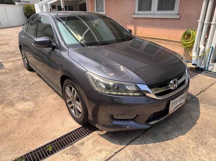 รถ Honda Accord 2.0 EL สี เทา