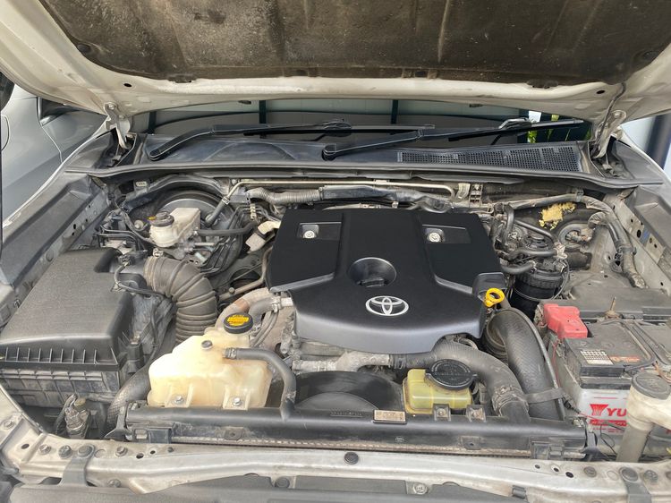 Toyota Hilux Revo 2015 2.8 J Plus Pickup ดีเซล เกียร์ธรรมดา เทา รูปที่ 2