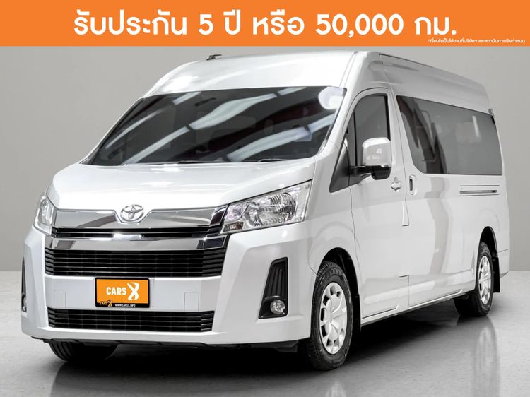 รถ Toyota Commuter 2.8 สี บรอนซ์เงิน