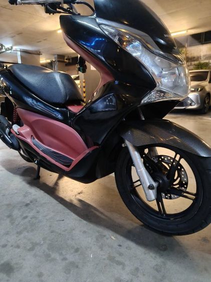 Honda pcx2012 พร้อมทะเบียนสวย 22 เพชรบุรี เก็บงานใหม่หมดแล้วทั้งคันครับเอกสารครบโอนรับประกันการโอน30วันเต็ม โอนไม่ได่ยินดีรับคืนเต็มจำนวน