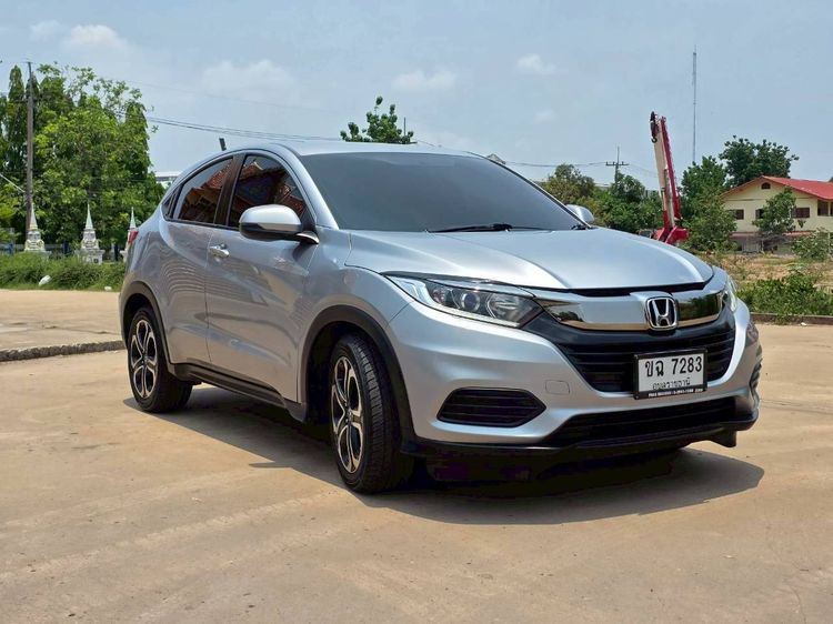 รถ Honda HR-V 1.8 E สี บรอนซ์เงิน