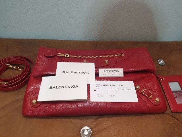 Balenciaga แท้  รูปที่ 2