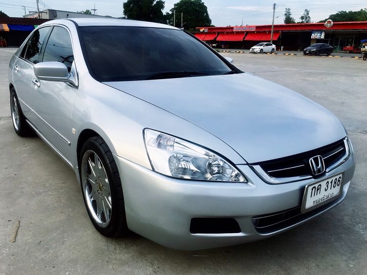 Honda Accord 2003 2.4 EL i-VTEC Sedan เบนซิน ไม่ติดแก๊ส เกียร์อัตโนมัติ บรอนซ์เงิน รูปที่ 3