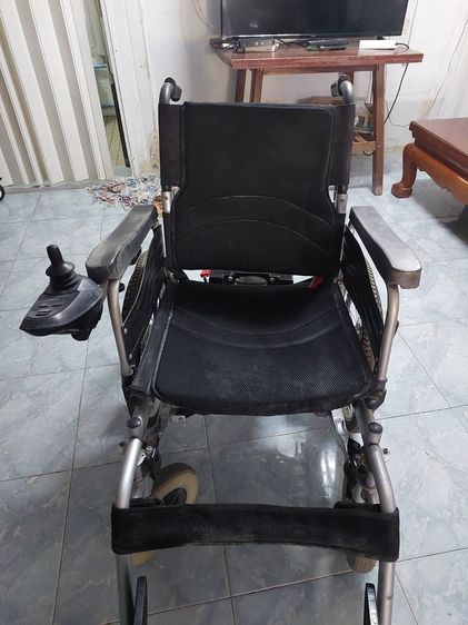 รถเข็นผู้ป่วยไฟฟ้า (วีลแชร์ไฟฟ้า)  รูปที่ 2