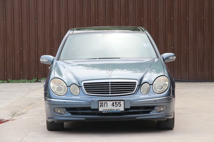 Mercedes-Benz E-Class 2005 E200 Kompressor Sedan เบนซิน ไม่ติดแก๊ส เกียร์อัตโนมัติ เทา รูปที่ 2