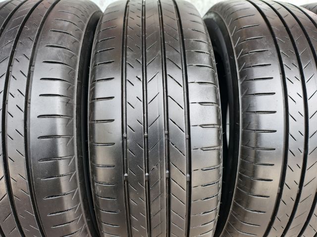 ยาง 215-60-17 ปี22 ยี่ห้อ Bridgestone  รูปที่ 4