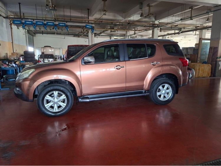 Isuzu MU-X 2013 3.0 Utility-car ดีเซล ไม่ติดแก๊ส เกียร์อัตโนมัติ ส้ม รูปที่ 4