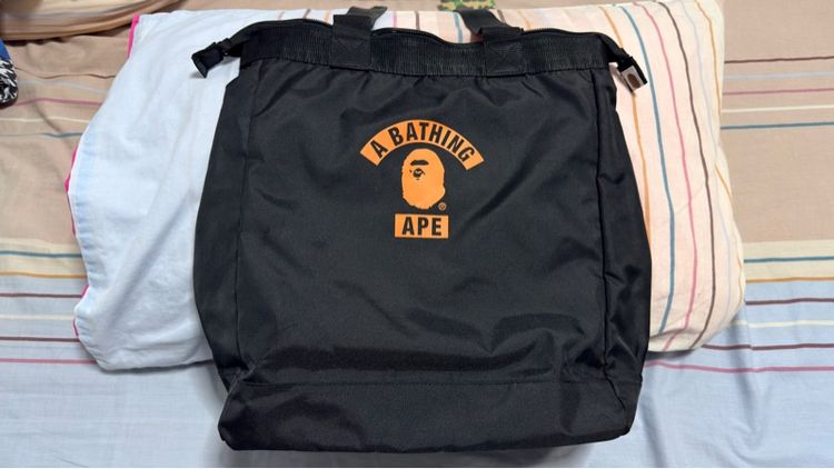 กระเป๋าถือใบใหญ่ BAPE รูปที่ 3