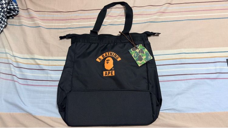 กระเป๋าถือใบใหญ่ BAPE รูปที่ 6