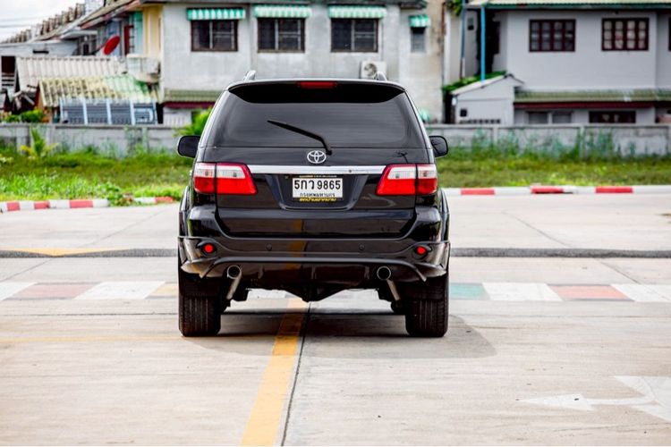 Toyota Fortuner 2005 3.0 V 4WD Utility-car ดีเซล ไม่ติดแก๊ส เกียร์อัตโนมัติ ดำ รูปที่ 3