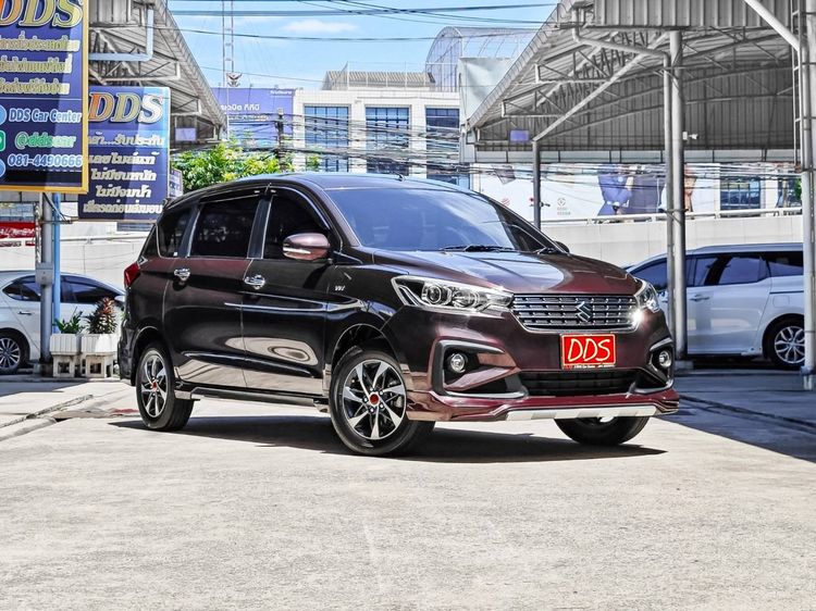 รถ Suzuki Ertiga 1.5 GX สี น้ำตาล