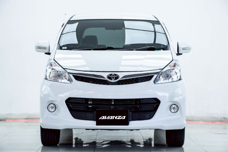 Toyota Avanza 2013 1.5 S Utility-car เบนซิน ไม่ติดแก๊ส เกียร์อัตโนมัติ ขาว รูปที่ 4