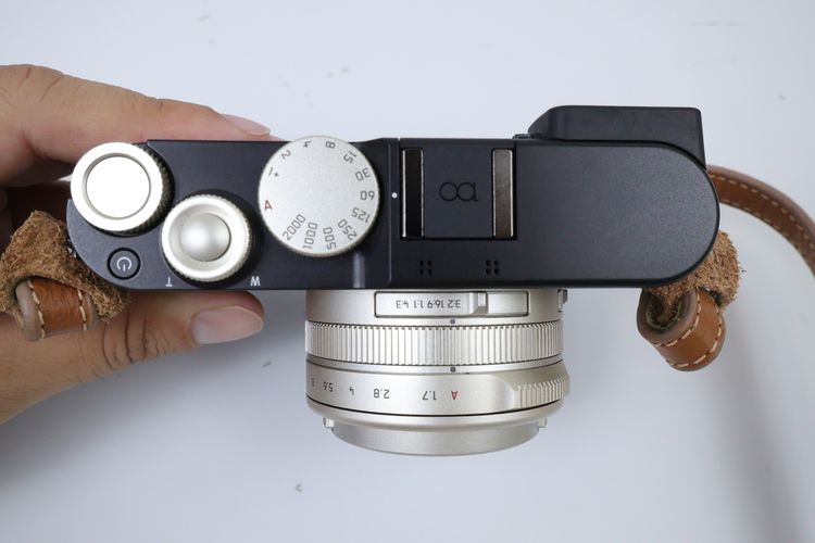 Leica D-Lux 8 100 years of Leica รูปที่ 3