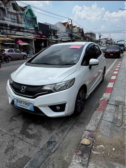 รถ Honda Jazz 1.5 SV+ สี ขาว