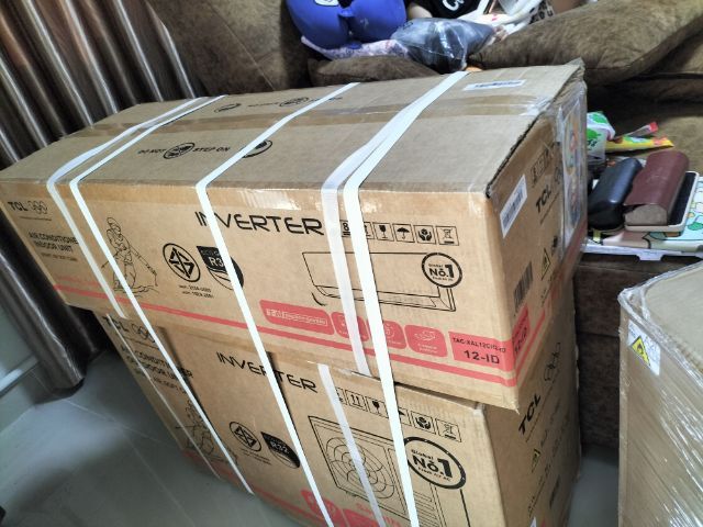 แอร์ติดผนัง เป็นระบบอินเวอร์เตอร์ แอร์ tcl 12,300 BTU inverter