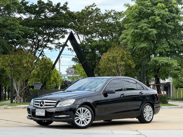 รถ Mercedes-Benz C-Class C200 CGI สี ดำ