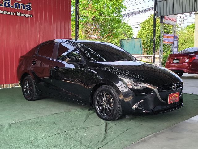 Mazda Mazda 2 2018 1.3 Sports High Connect Sedan เบนซิน ไม่ติดแก๊ส เกียร์อัตโนมัติ ดำ รูปที่ 2