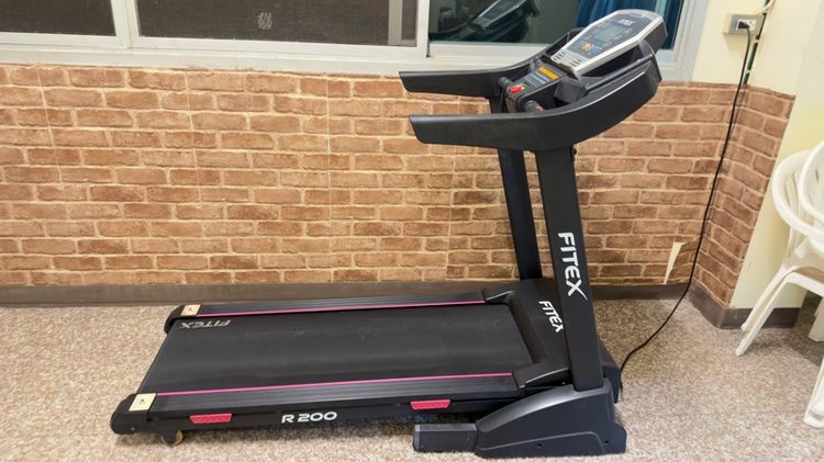 ลู่วิ่งไฟฟ้า FITEX R200 