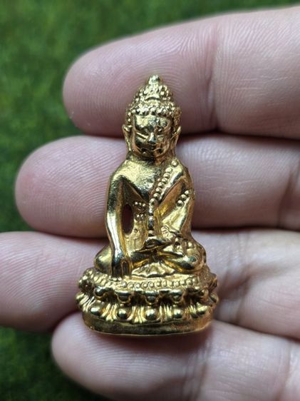 พระกริ่งหลวงปู่ทิมวัดละหารไร่เก่า
