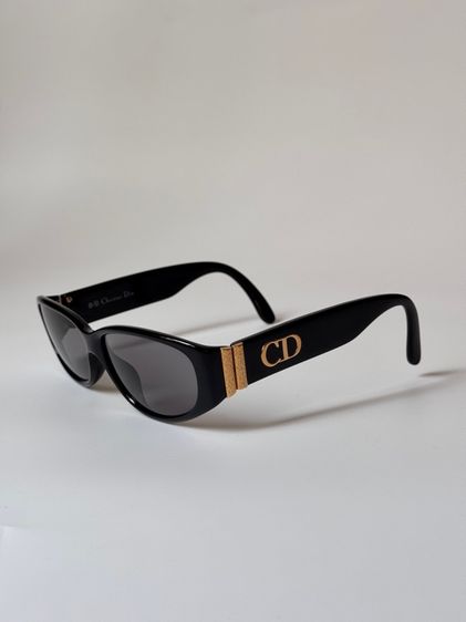 อื่นๆ แว่นตากันแดด แว่น Dior 