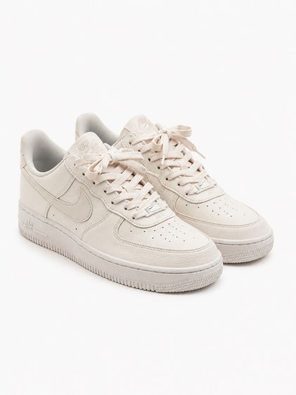 Nike air force1 สีครีม