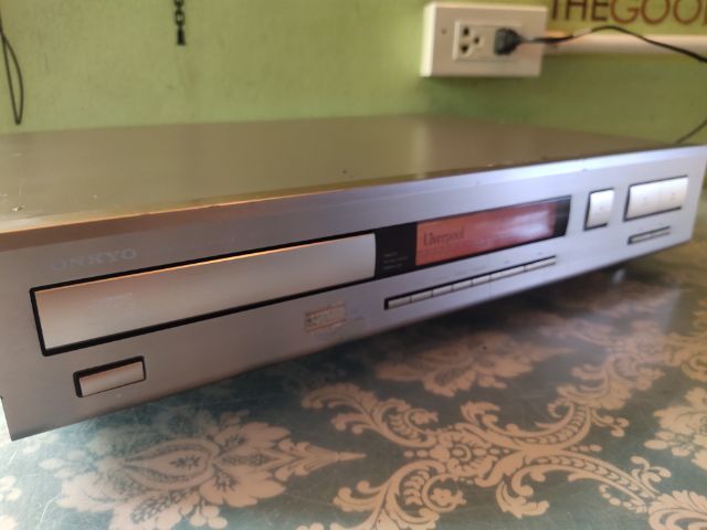 เครื่องเล่น CD ONKYO รุ่น C-100 รูปที่ 3