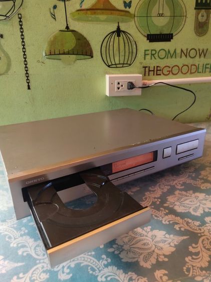 เครื่องเล่น CD ONKYO รุ่น C-100 รูปที่ 4