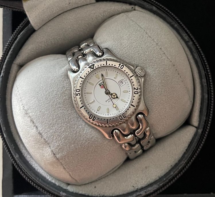 นาฬิกา Tag Heuer ก้างปลา