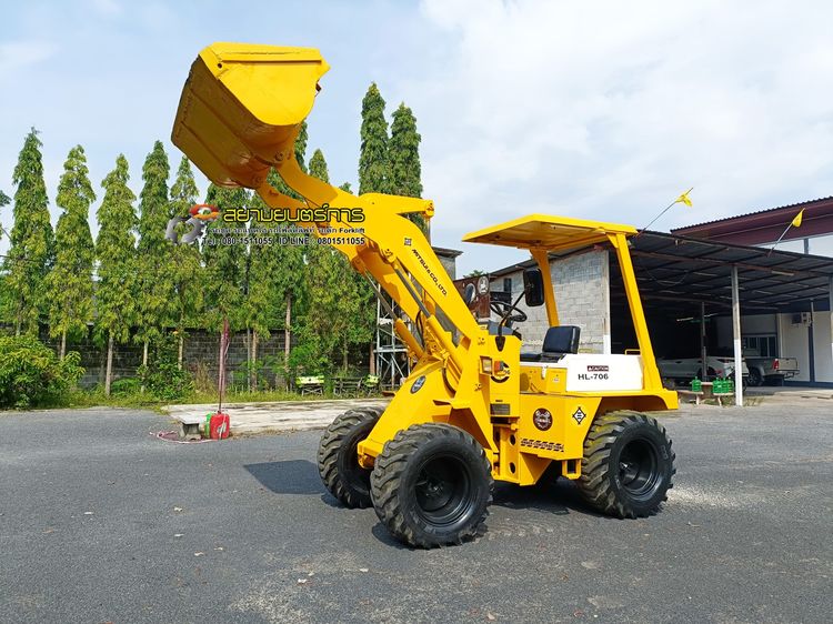 รถตัก เอวอ่อน MITSUI บุ้งกี๋ ขนาด 0.75 คิว ขับเคลื่อน 4 ล้อ   4WD ล้อ-ยางสภาพดี ทั้ง 4 เส้น ตักขึ้น รถ 6 ล้อได้สบายๆ รูปที่ 2