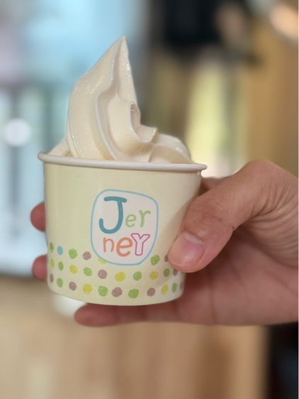 ผงไอศครีมซอฟเสริฟ  รสนมฮอกไกโดพรีเมียม 1.5 kg. Jerney (Premium Soft Serve Mix-Hokkaido Milk) รูปที่ 6