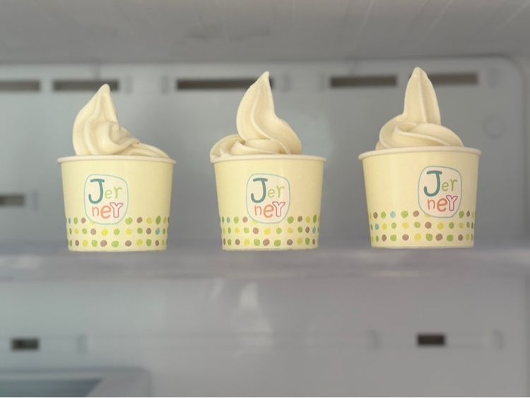 ผงไอศครีมซอฟเสริฟ  รสนมฮอกไกโดพรีเมียม 1.5 kg. Jerney (Premium Soft Serve Mix-Hokkaido Milk) รูปที่ 10