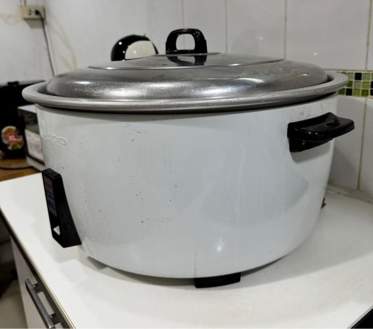 ส่งต่อหม้อหุงข้าว Sharp Sumo ขนาด 10 ลิตร มือสองสภาพดี พร้อมใช้งาน นัดรับบางเขน รามอินทรา รูปที่ 3
