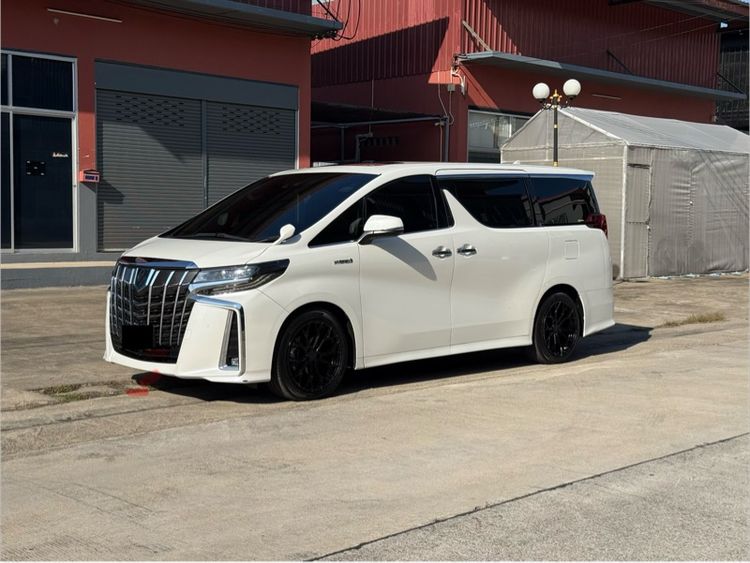 รถ Toyota Alphard 2.5 Hybrid SR C-Package E-Four 4WD สี ขาว