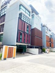 ขายโฮมออฟฟิศใกล้รถไฟฟ้า ฮอฟฟ์ เอกมัย-รามอินทรา Hoff Ekamai-Ramindra ออกแบบและพัฒนาโครงการโดยทีมสถาปนิก