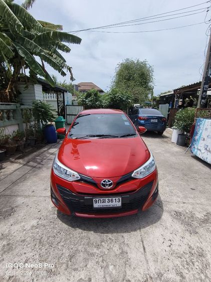 Toyota Yaris 2019 1.2 E Sedan เบนซิน ไม่ติดแก๊ส เกียร์อัตโนมัติ แดง รูปที่ 2