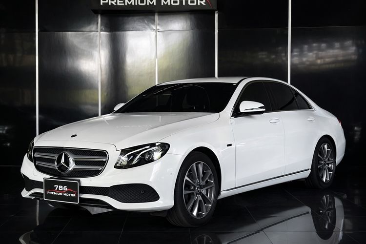 Mercedes-Benz E-Class 2019 E350 Sedan ปลั๊กอินไฮบริด (PHEV) ไม่ติดแก๊ส เกียร์อัตโนมัติ ขาว รูปที่ 3