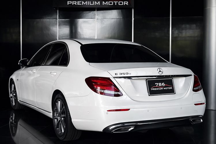 Mercedes-Benz E-Class 2019 E350 Sedan ปลั๊กอินไฮบริด (PHEV) ไม่ติดแก๊ส เกียร์อัตโนมัติ ขาว รูปที่ 4