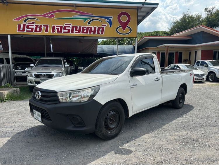 รถ Toyota Hilux Revo 2.7 J Plus สี ขาว