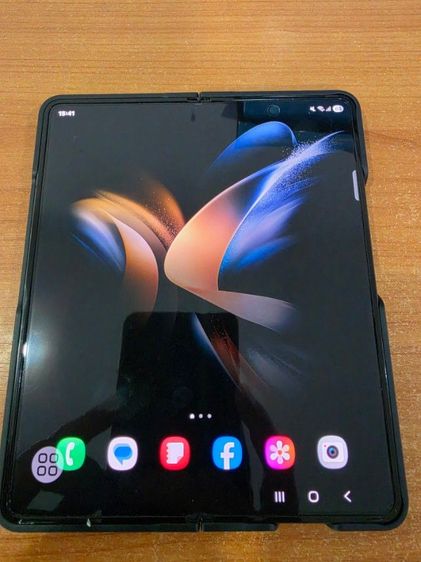 Samsung Galaxy Z Fold4  12-256 สถาพสวย
