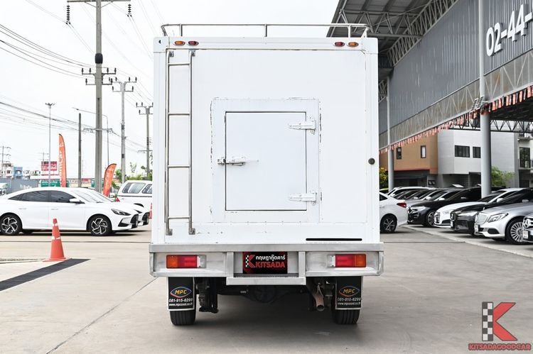Toyota Hilux Revo 2024 2.4 Entry Pickup ดีเซล ไม่ติดแก๊ส เกียร์ธรรมดา ขาว รูปที่ 4