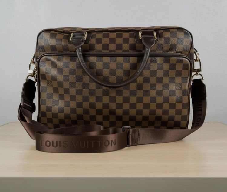 Louis Vuitton Icare Laptop Bag หรือ Icare Briefcase 
