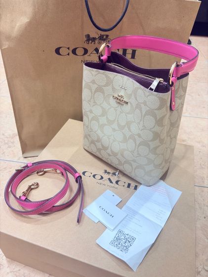 Coach Signature Tote แท้