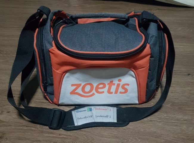 zoetis กระเป๋าเก็บความเย็น