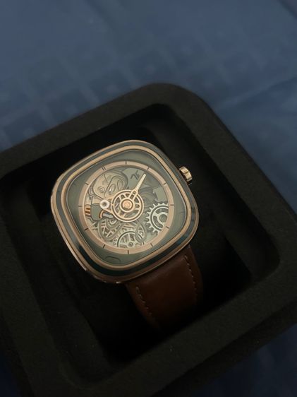 SEVENFRIDAY ”T-Riley“ รูปที่ 2