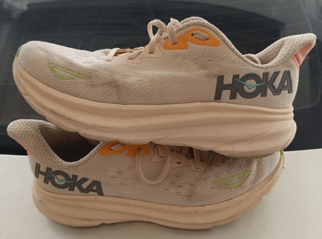 ขายถูก Hoka Clifton 9 size 40.5-255cm ของแท้ สภาพดี เบามาก รูปที่ 3