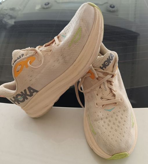 ขายถูก Hoka Clifton 9 size 40.5-255cm ของแท้ สภาพดี เบามาก