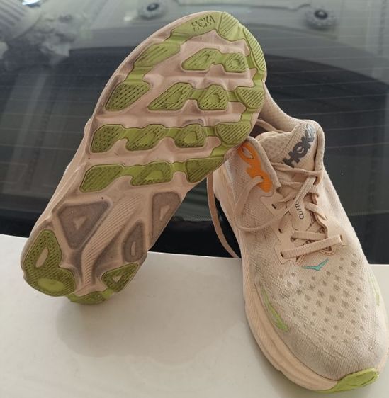ขายถูก Hoka Clifton 9 size 40.5-255cm ของแท้ สภาพดี เบามาก รูปที่ 7