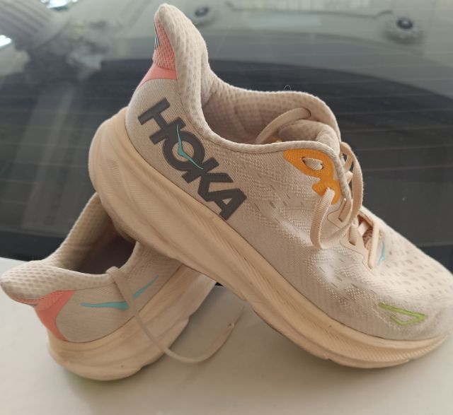 ขายถูก Hoka Clifton 9 size 40.5-255cm ของแท้ สภาพดี เบามาก รูปที่ 4