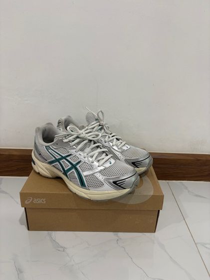 ผ้า รองเท้าผ้าใบ UK 8.5 | EU 42 2/3 | US 9 ASICS Gel-1130 9us สีขาว