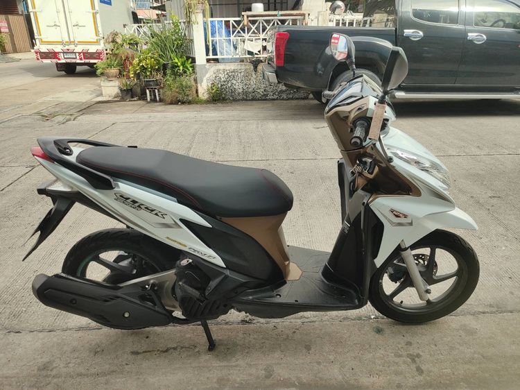 🛵ยังไงก็ขาย CLICK125 i ปี 56 เครื่องดี สีสวย สตาร์ทมือ เล่มชุดโอนครบ+เปลี่ยนถ่ายน้ำมันเครื่องฟรี ส่งฟรี30 ก.ม รูปที่ 3